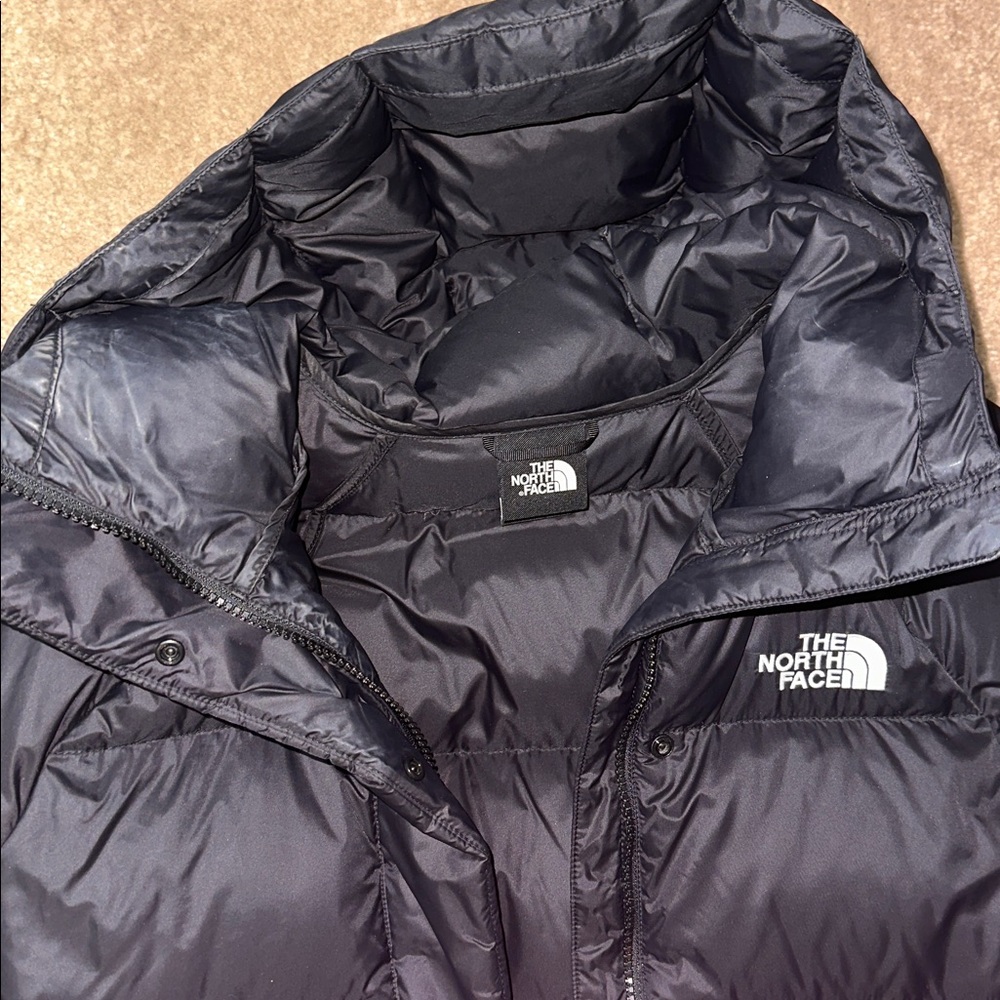The North Face Women's Long Black Puffer Jacket - Picture 6 of 12